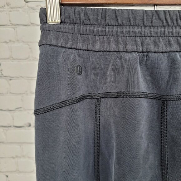 Lululemon Grey Soft Mid Rise Straight Leg Athleisure Pants Size 0 (22x28) - Picture 6 of 12